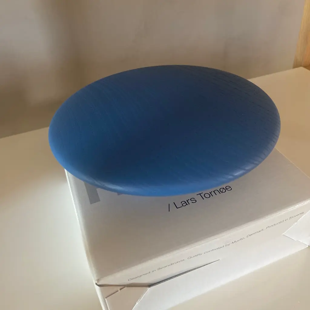 design the dots muuto loncin kledinghaak coathook