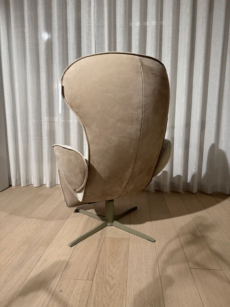 Arctic Jori Loncin Leuven Hasselt Zoutleeuw designmeubel relax toonzaalmodel.webp