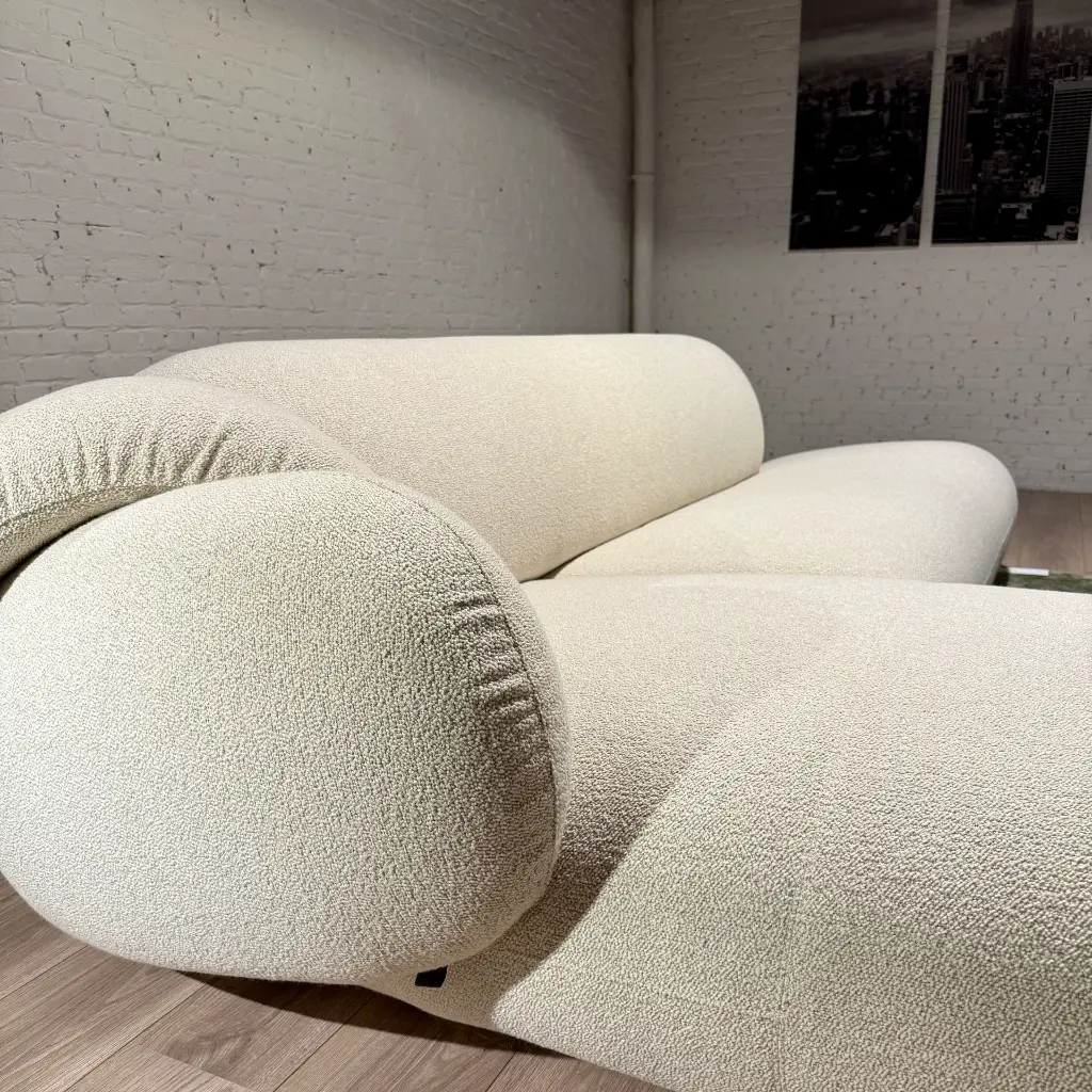 Pulla sofa zetel Leolux solden outlet koopjes toonzaalmeubel Antwerpen Mechelen brussels leuven Hasselt design meubel. 2.webp