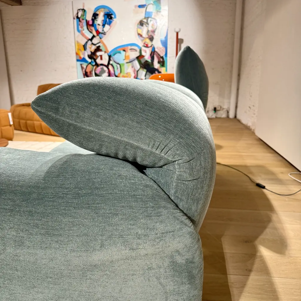 Maralunga sofa zetel Cassina Loncin designmeubelwinkel Leuven Mechelen Hasselt Zoutleeuw 24.webp