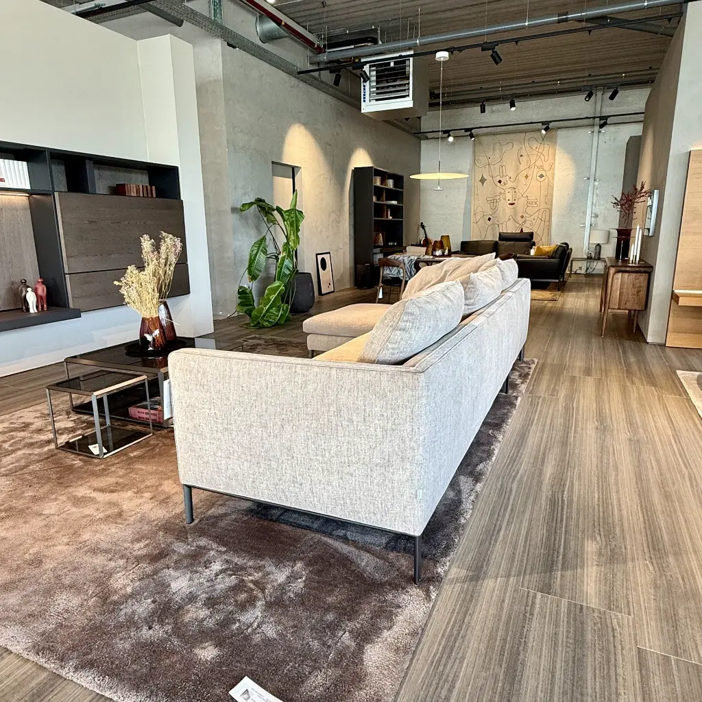 Paul sofa zetel molteni designmeubelwinkel Loncin Hasselt Leuven Mechelen 2.webp
