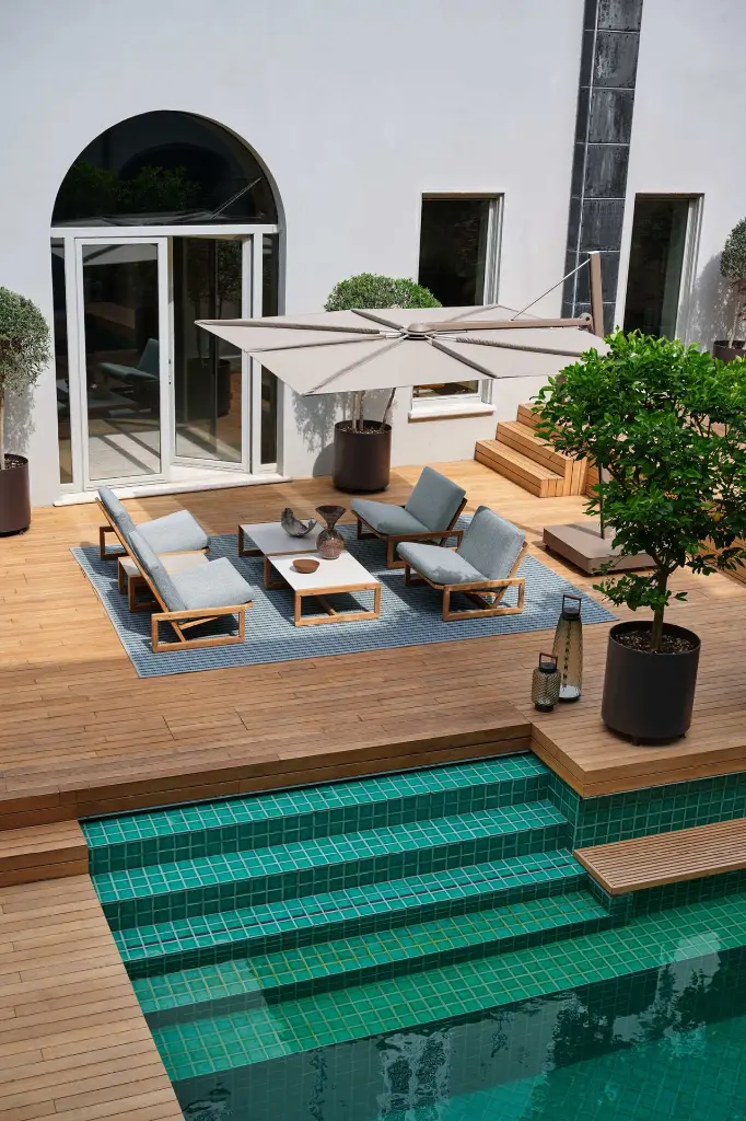 Design outdoor terrasmeubels tuin Loncin Leuven Hasselt Sint-truiden Limburg Brabant  Cassina jpg.webp