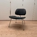 IMG_6745 vitra plywoord lcm loncin.webp