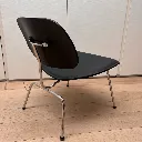 IMG_6747 vitra plywoord lcm loncin.webp