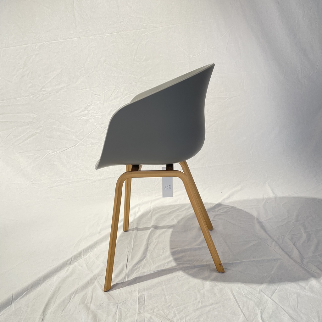 About a chair Hay loncin meubelen design zoutleeuw stoel