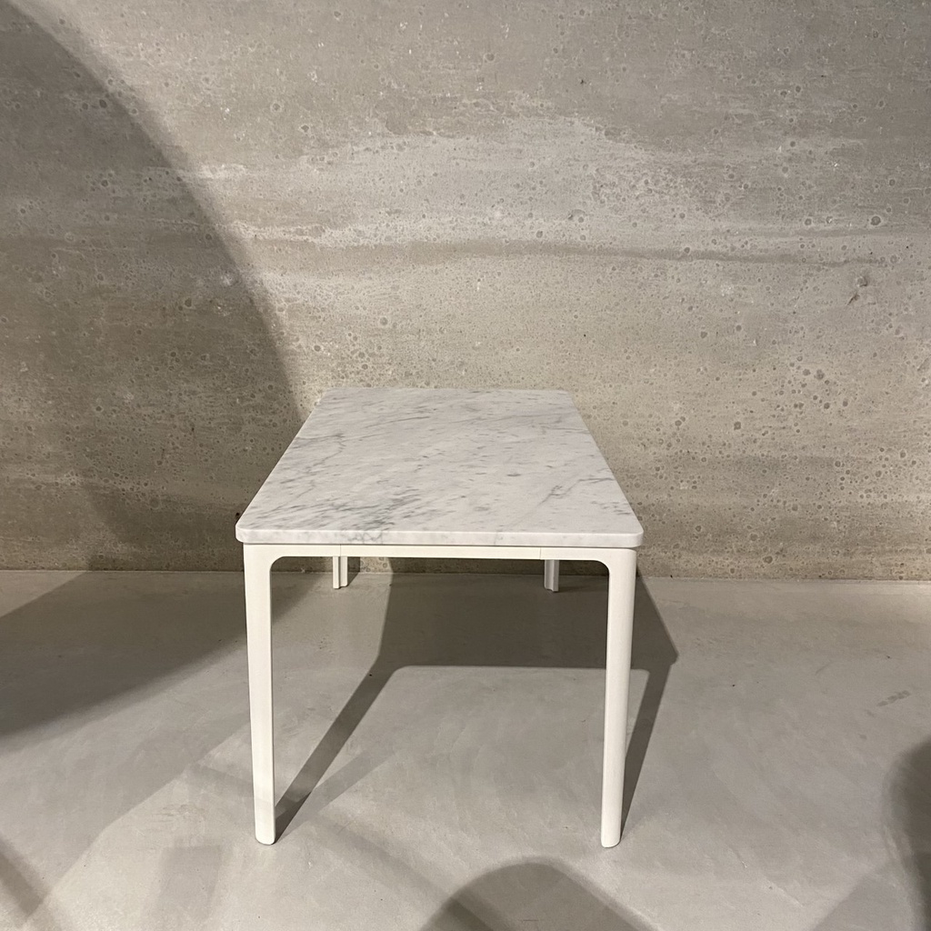 Plate Table