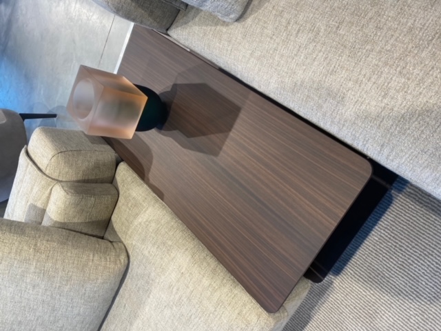 Hugo salontafel eucalyptus hout Molteni