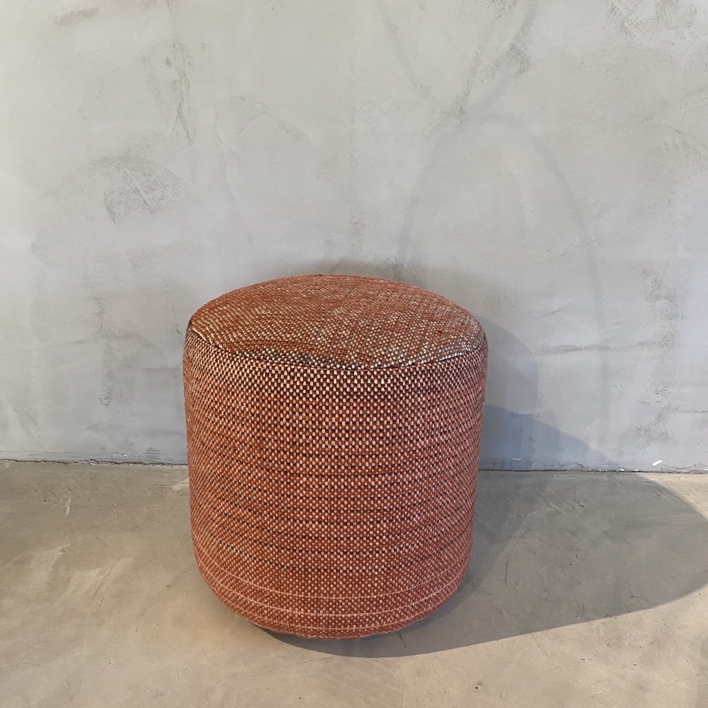 Shade pouf