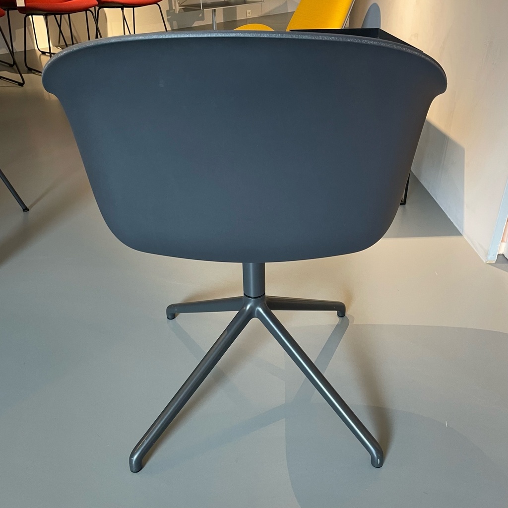 Fiber ArmChair Muuto stoel solden loncin zoutleeuw