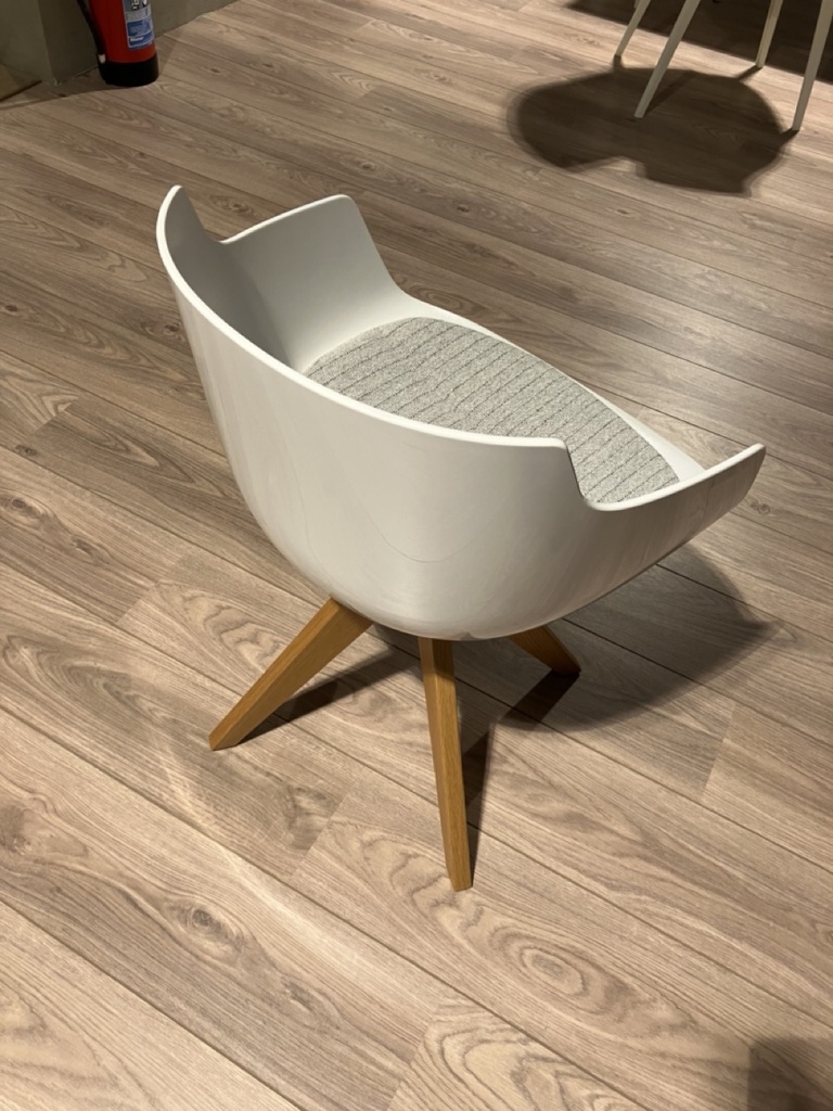 Flow Slim stoel mdf italia solden leuven toonzaal  kuipstoel kunststof