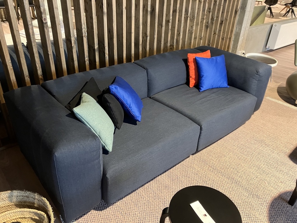 Soft Modular sofa met poef stof driezit toonzaal leuven vitra outlet solden