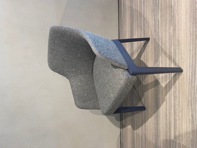 Chelsea molteni stoel design hasselt