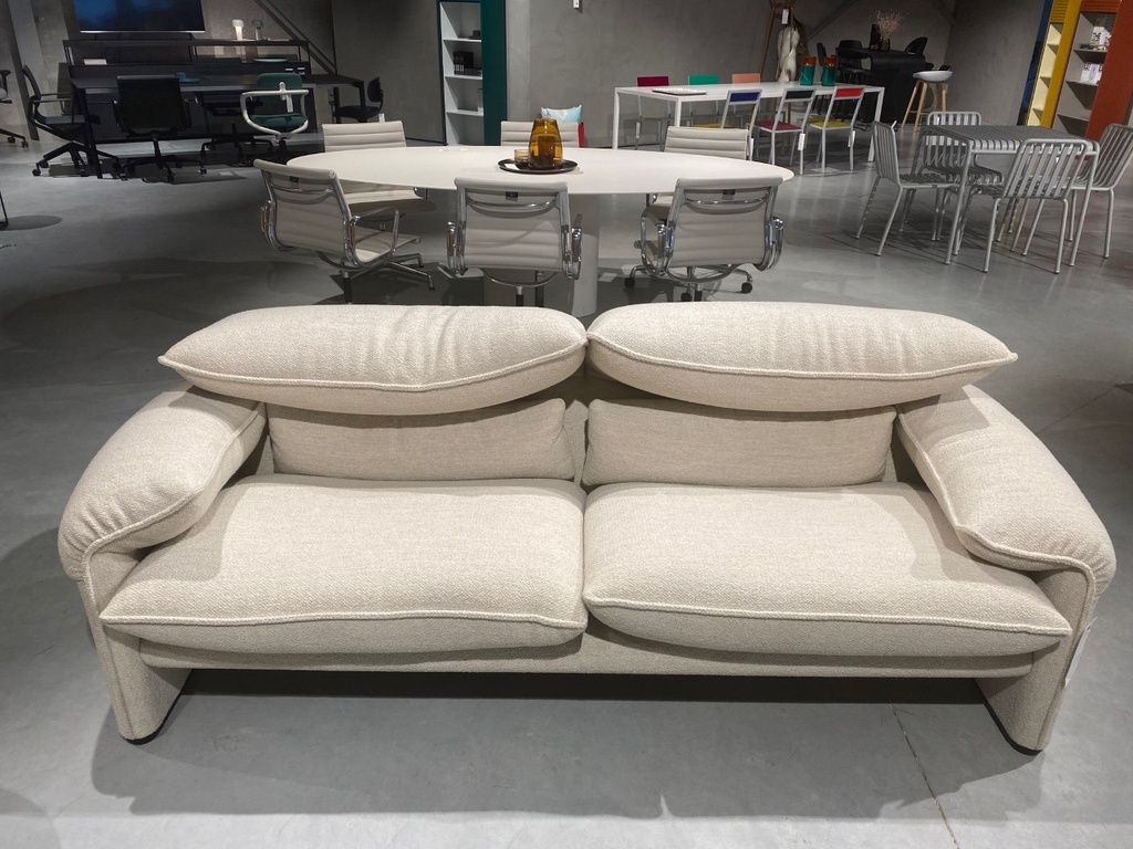 Maralunga 40 maxi Cassina tweezit