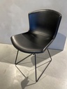 Bertoia side chair in cowhide zwart Knoll