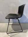 Bertoia side chair in cowhide zwart Knoll