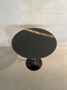 Saarinen Round table - intermediate height marmer Knoll