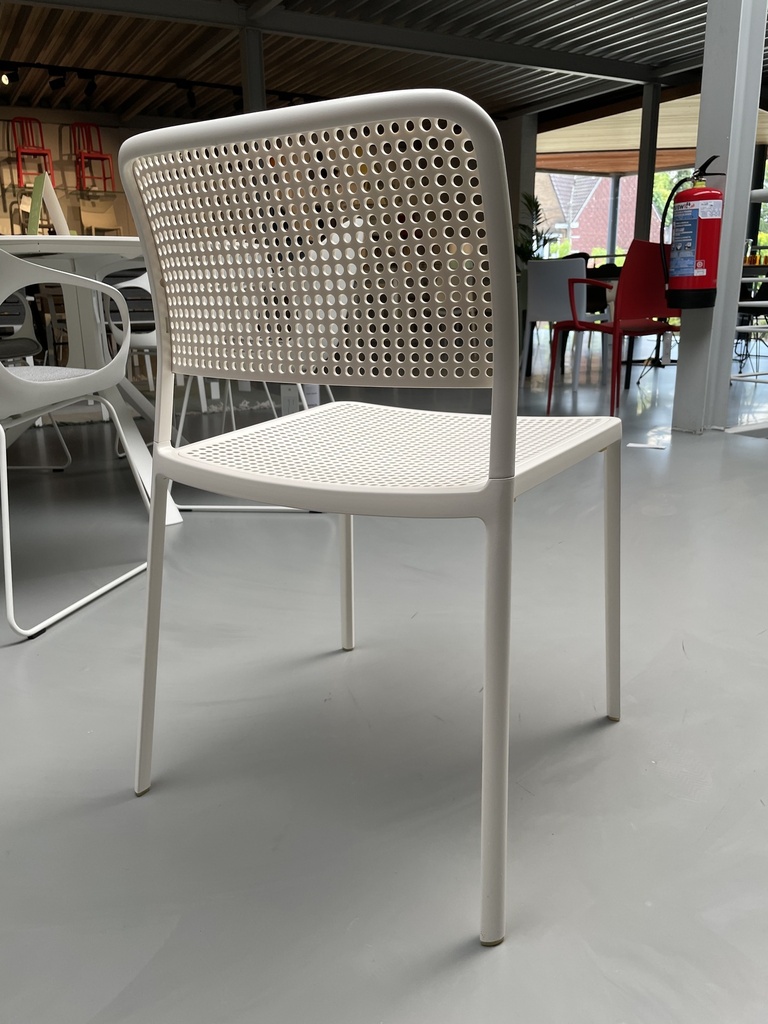 Audrey stoel kartell Loncin Zoutleeuw design meubels winkel