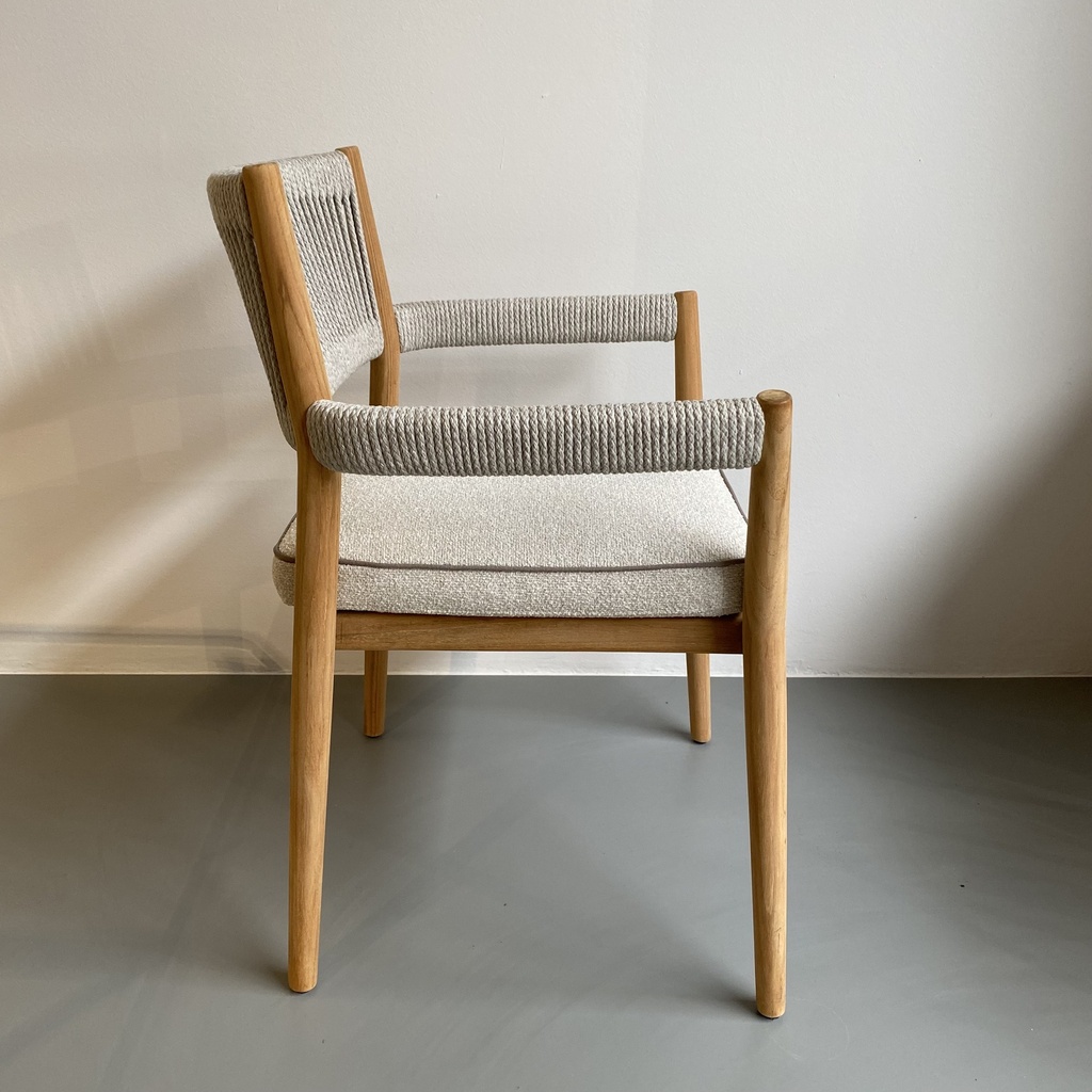 Dine Out Chair + kussen outdoor Cassina