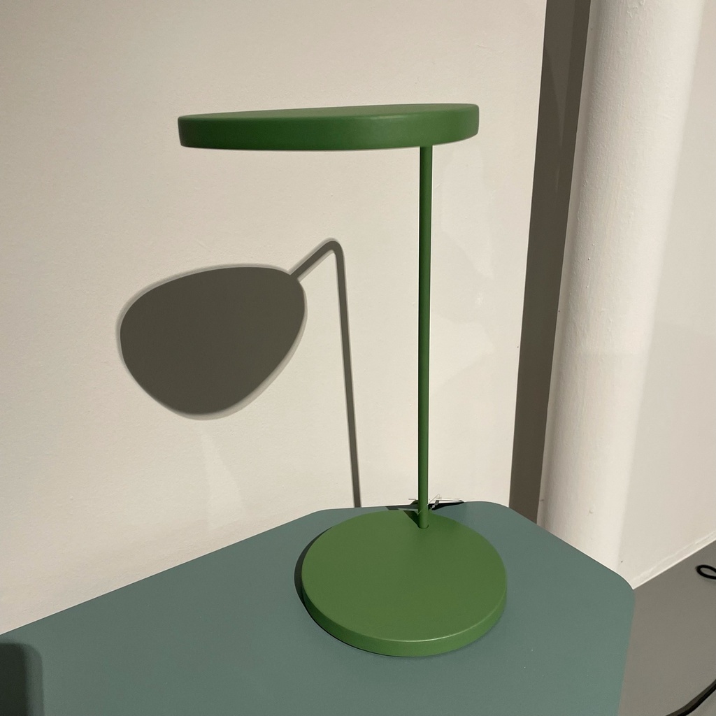 Leaf Table Lamp