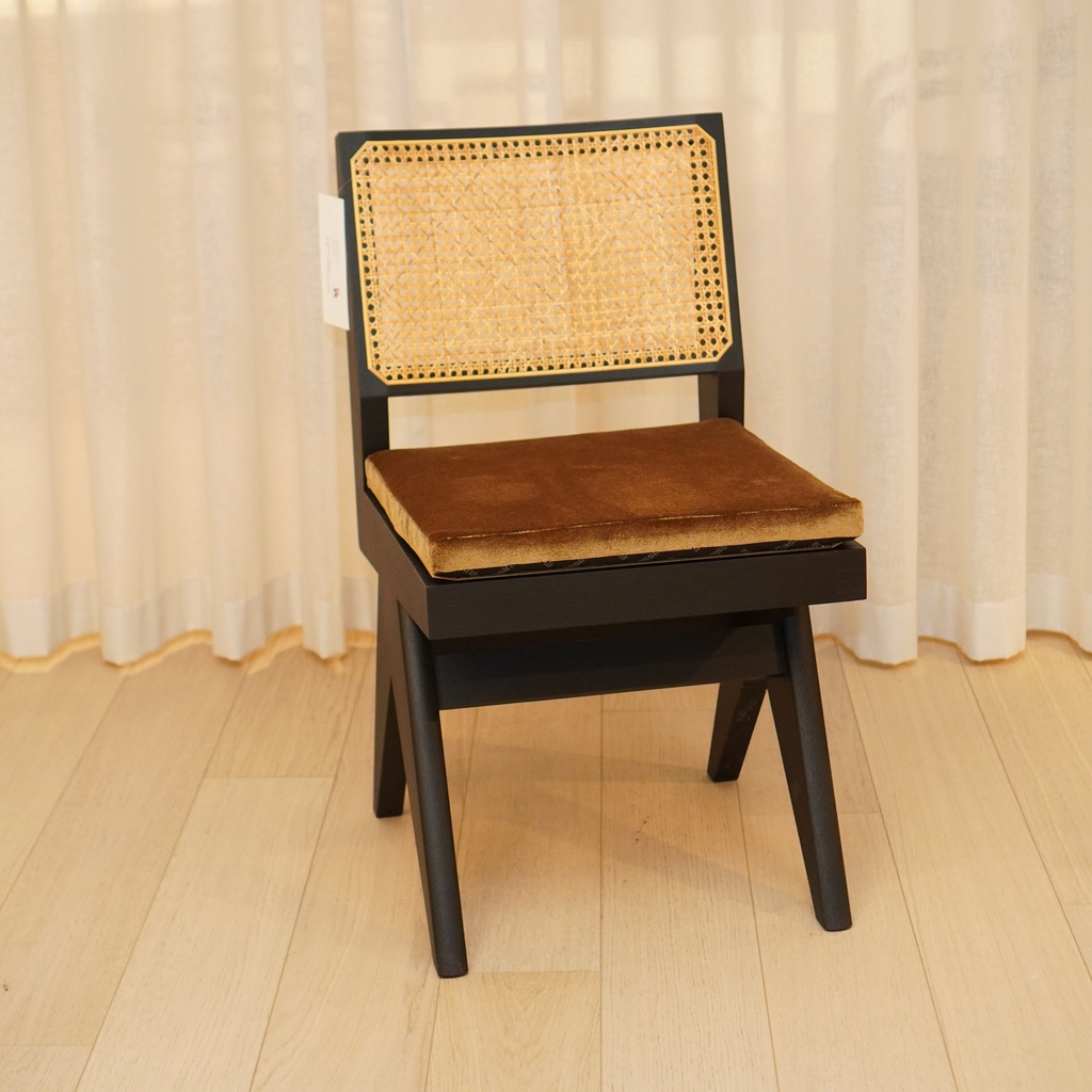 Capitol Complex Chair 055