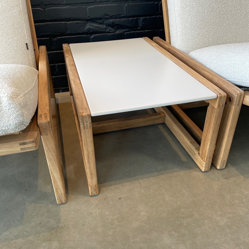 Carlotta Table