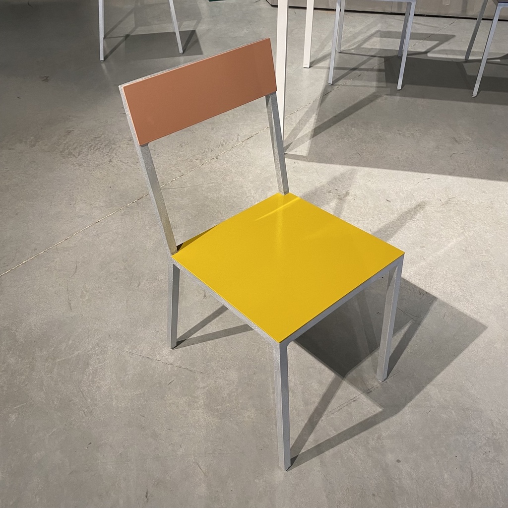 Alu chair