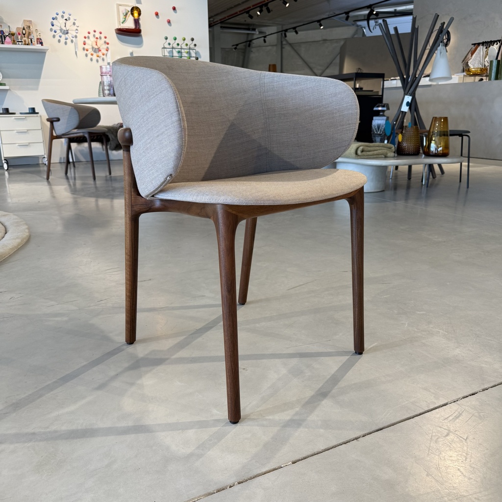 Mela chair