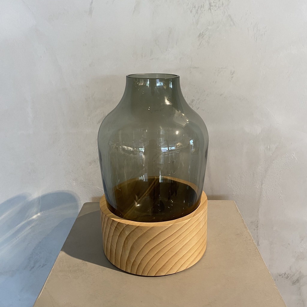 Vase High