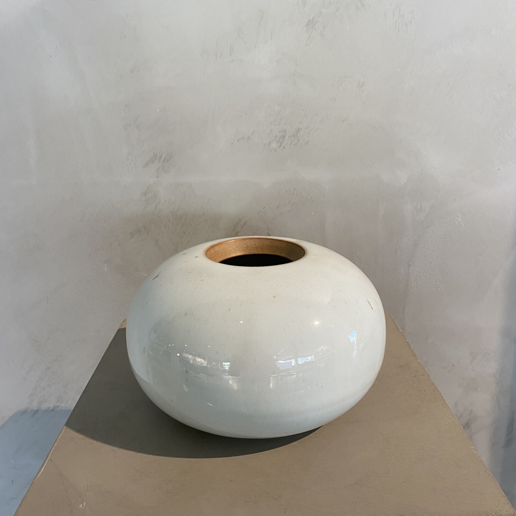 Earthenware  Round vase