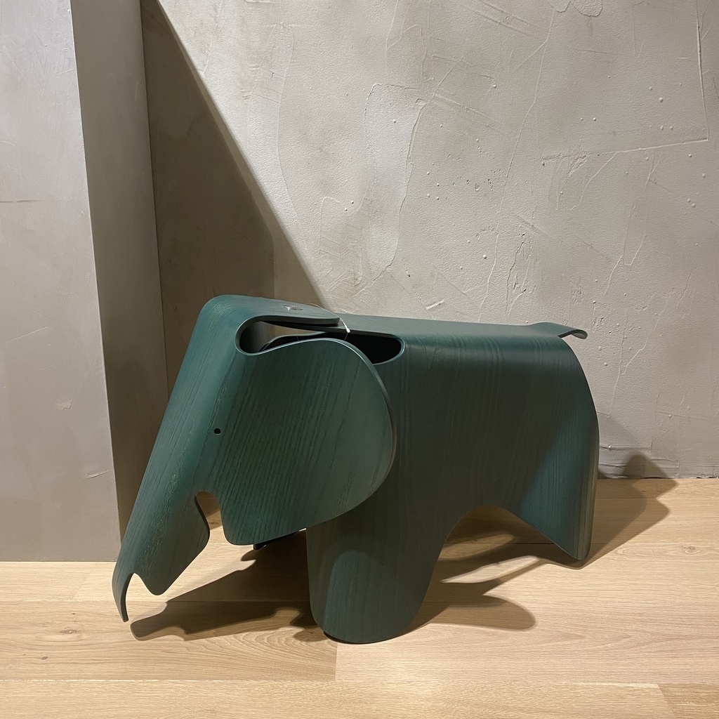 Eames Elephant Plywood Green