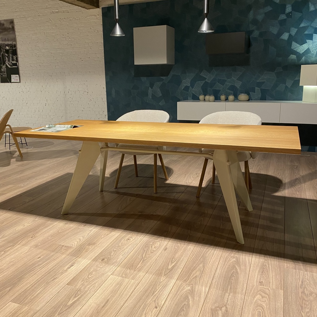 EM Table