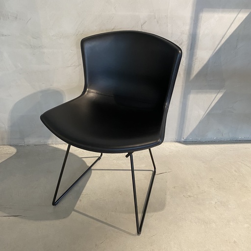 [1057] Bertoia side chair in cowhide