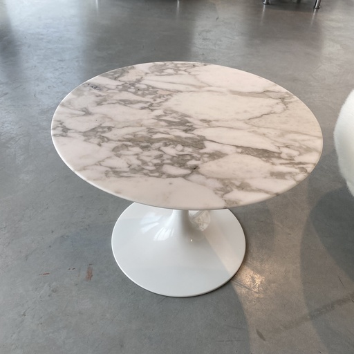 [1068] Saarinen round table