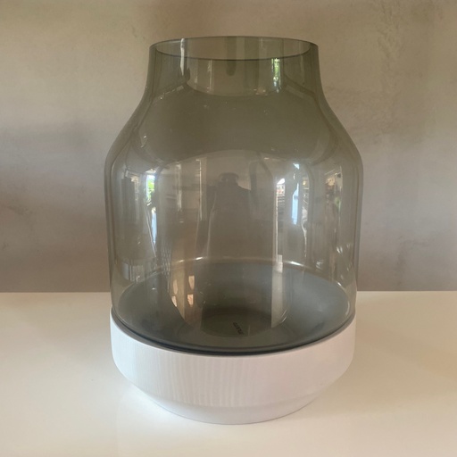 [1335] Elevated Vase