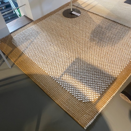 [1399] Pebble Rug