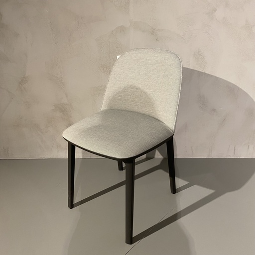 [1823] Softshelll Chair