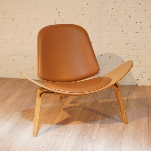 [1976] Shell Chair