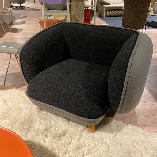 [3275] Basset armchair