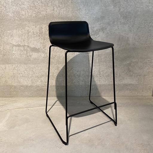 [3474] Pato stool