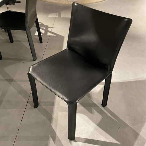 [360] CAB Chair
