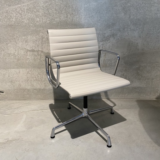 [4092] Aluminium Chair EA 104