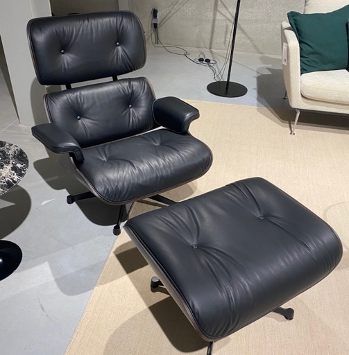 [4767] Lounge chair & Ottoman