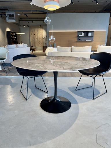 [5718] Saarinen round table '85th anniversary'