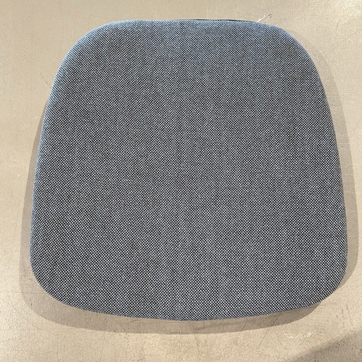 [5939] Soft Seats